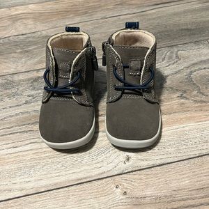 UGG Toddler Zip Up Boots